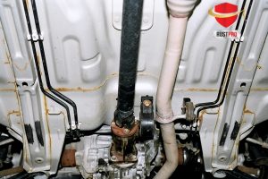 pelindung karat bawah mobil