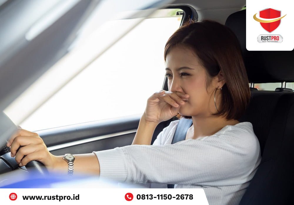 10 Cara Mengatasi Kabin Mobil Bau Oli yang Efektif