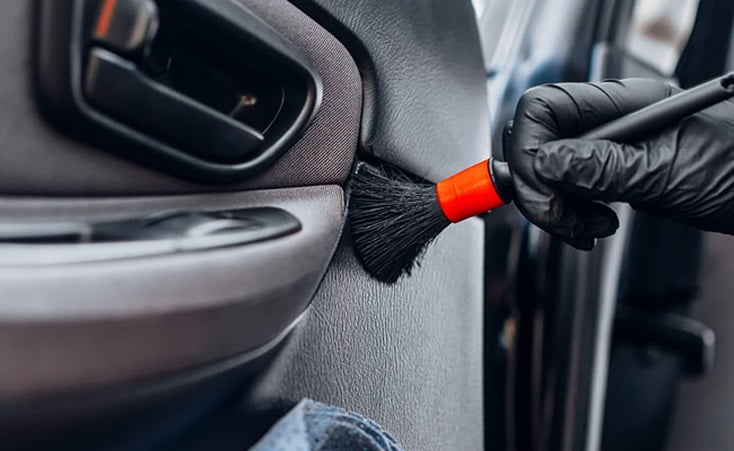 10 Pentingnya Detailing Interior Mobil Secara Rutin