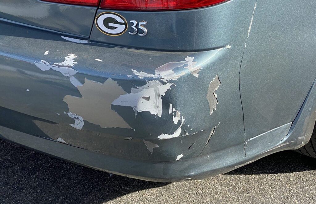 8 Penyebab Cat Mobil Mengelupas yang Wajib diketahui