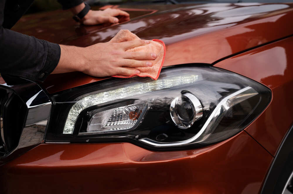 tips menjaga kilau mobil