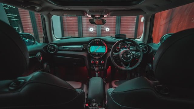 tips perawatan interior mobil
