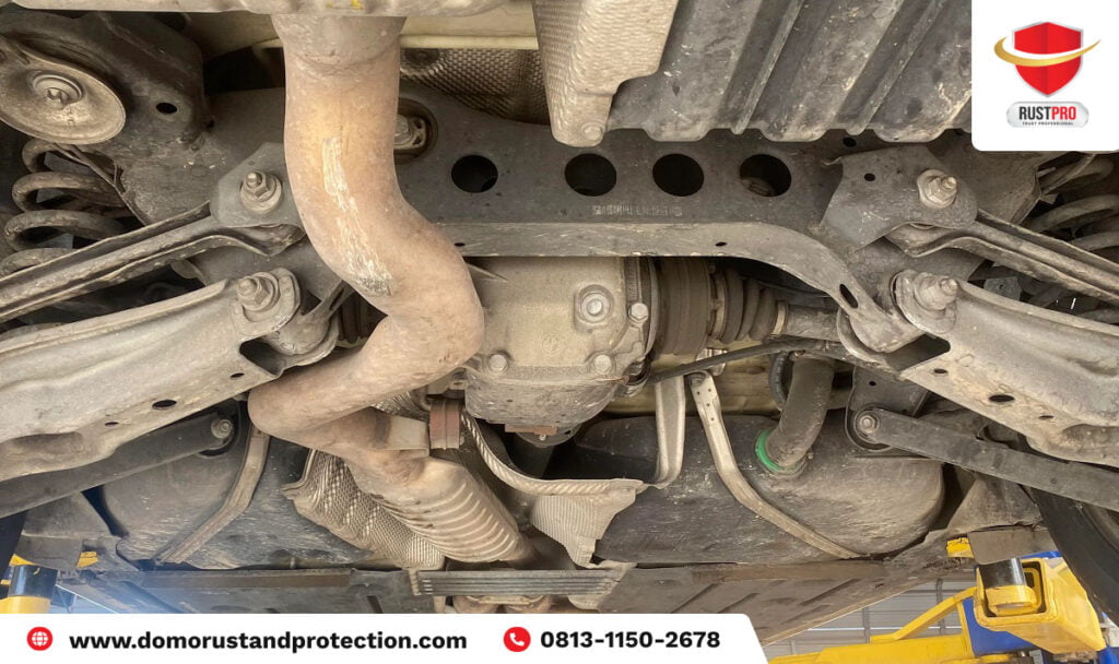 Waspada! 5 Bahaya Karat Mobil yang Harus Diketahui