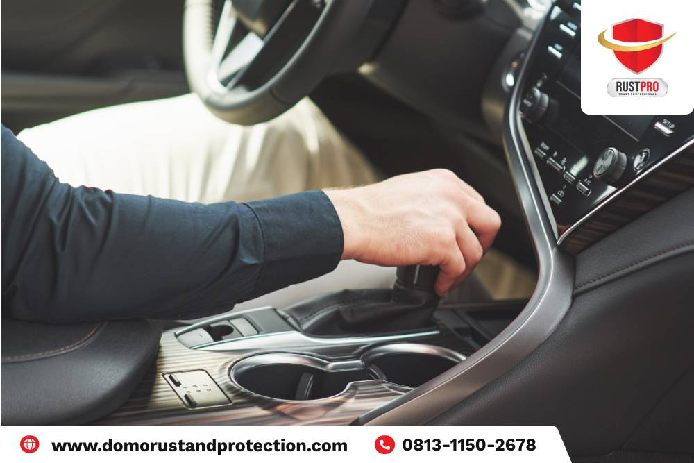 7 cara merawat mobil manual