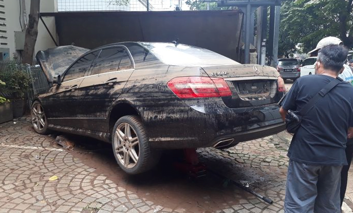 Perawatan mobil usai terkena banjir