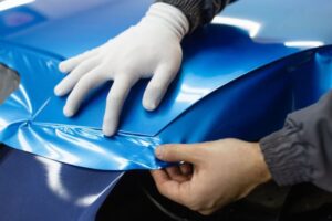 Ganti Warna Cat mobil atau Stiker Wrapping