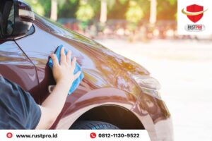 cara mengatasi cat mobil retak rambut