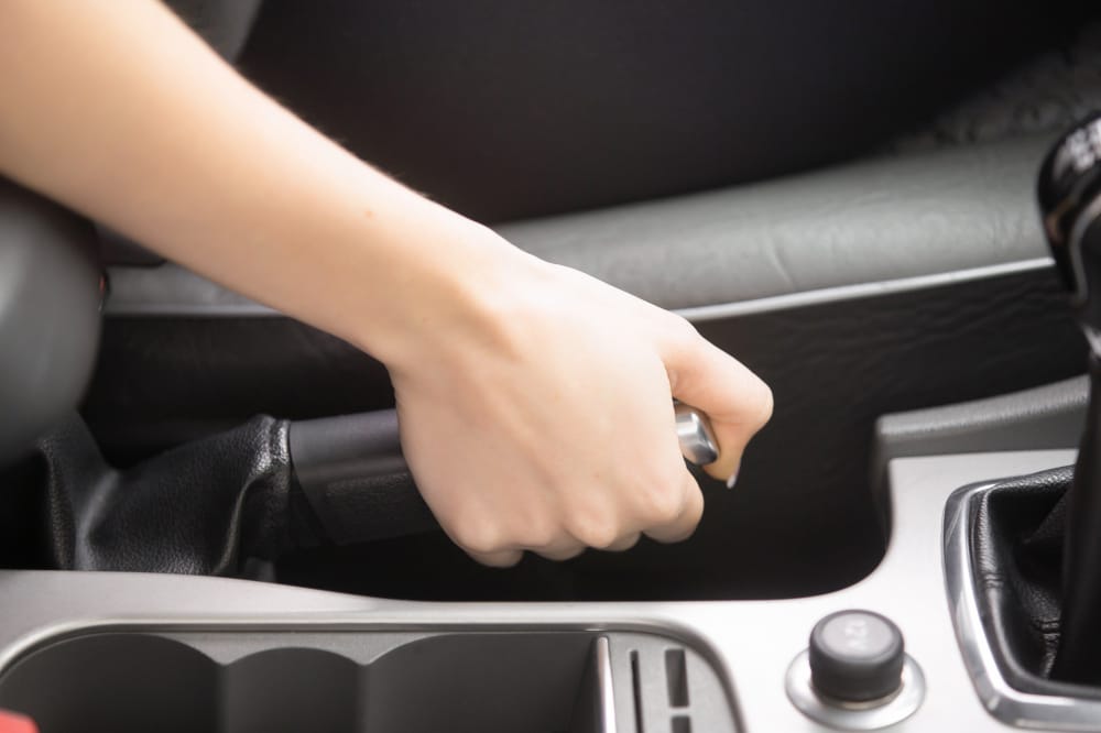 rem tangan mobil kurang pakem